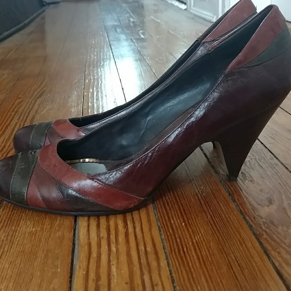 Nine West brown heels with color stripes, US 9